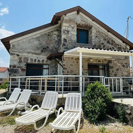 Denize Sifir-otantik Tas Ev Villa *