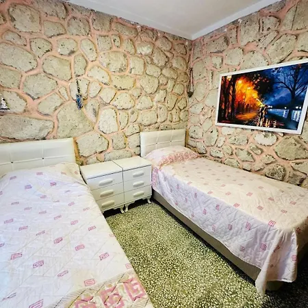Denize Sifir-otantik Tas Ev Villa Çeşme