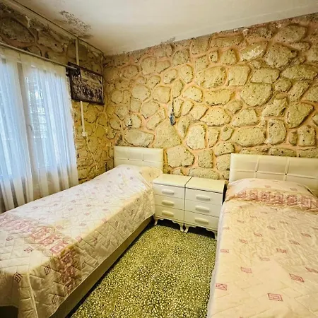 Villa Denize Sifir-otantik Tas Ev Çeşme